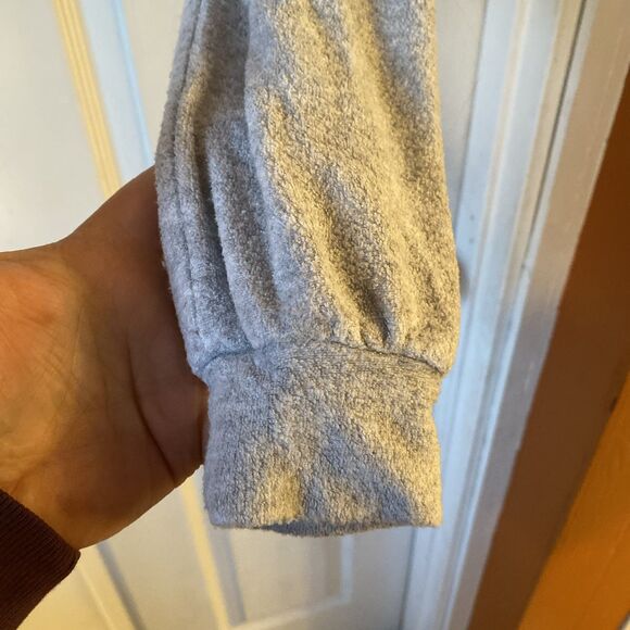 Gilly Hicks Cropped Sweatshirt Women’s Size XS Gray Find Your Happy Place - Picture 9 of 11